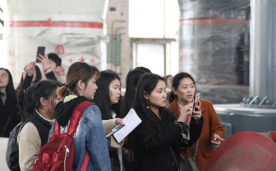 紅星：守護綠水青山，大國重器責(zé)無旁貸