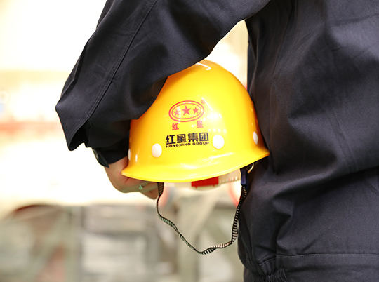 破碎機如何保養(yǎng)才能安全過冬？紅星機器教你幾招