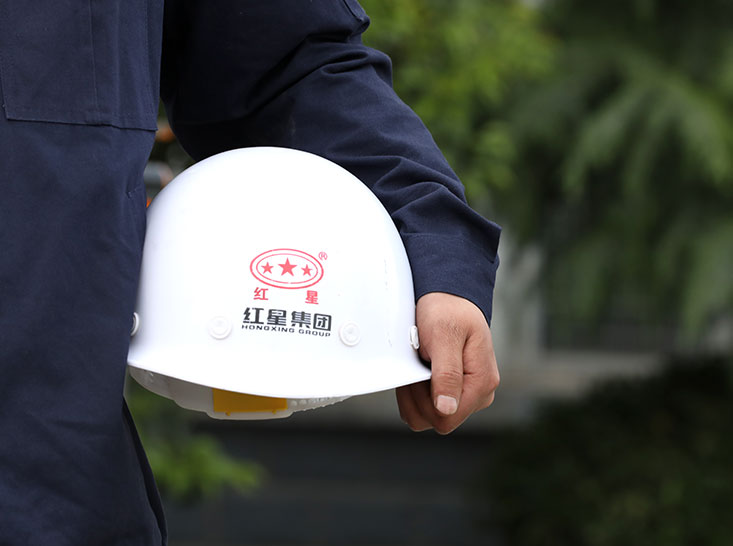 紅星機(jī)器開工忙，我們都是追夢(mèng)人！