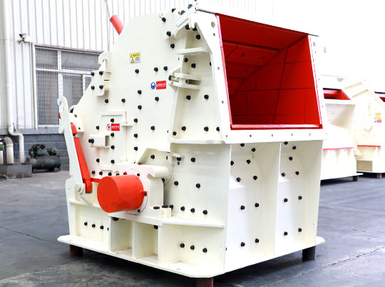 紅星破碎機(jī)迎來(lái)產(chǎn)銷旺季，5月份銷量火爆